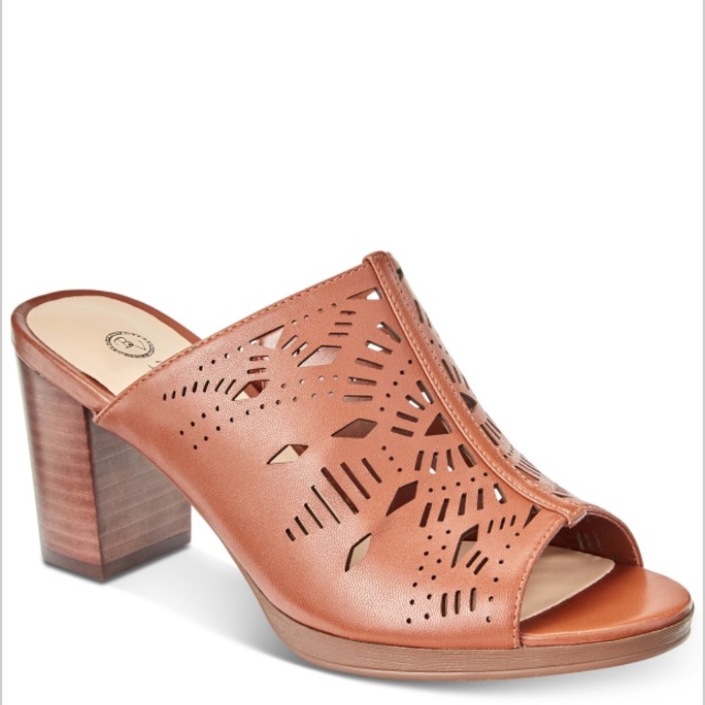 NIB Dark tan leather Bella Vita Lark sandals 8.5M